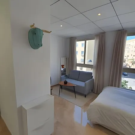 11 Nights * Walencja