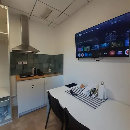 11 Nights Apartament