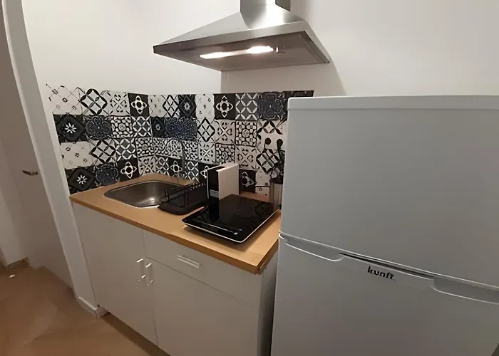 11 Nights Apartment