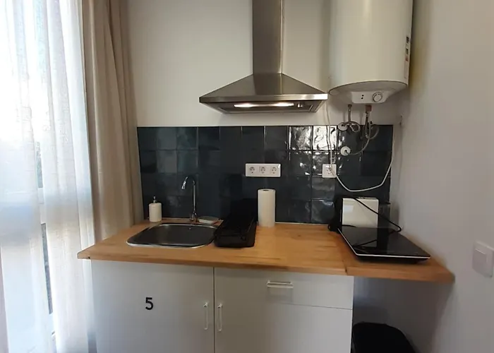 11 Nights * Valencia